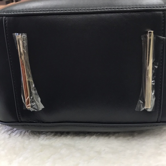 🎁Celine Dion Women's Minuet Leather Handle Bag - Picture 6 of 8